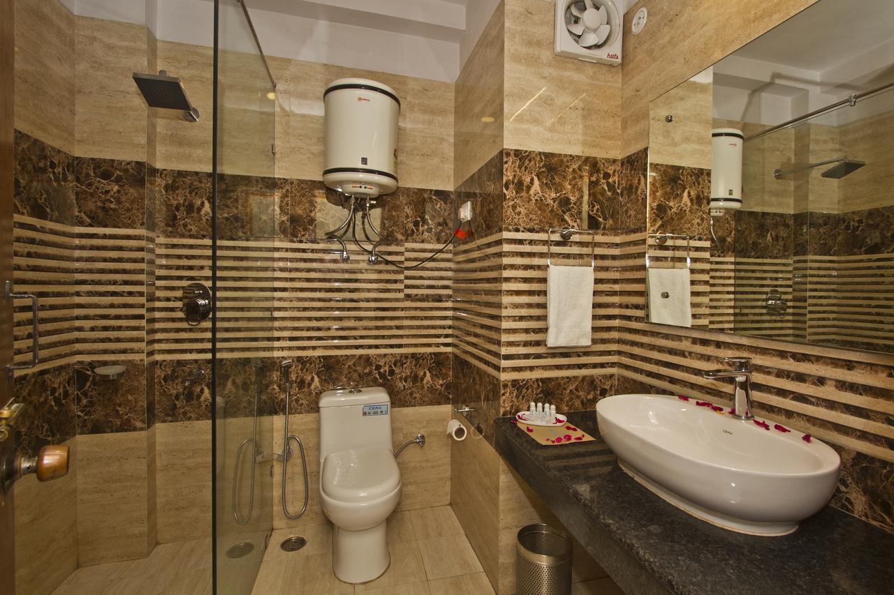 Hotel Park Residency Manāli Buitenkant foto
